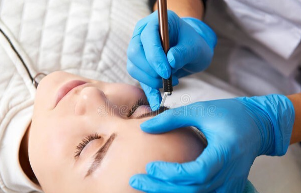 纹眉 为什么不建议女生“纹眉”?3个理由告诉你,不要随便跟风