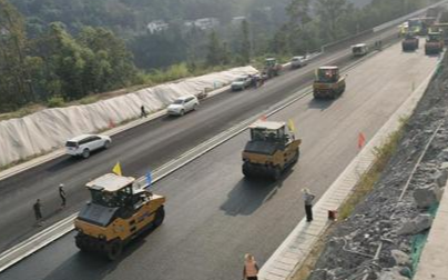 沥青混凝土面层施工重点