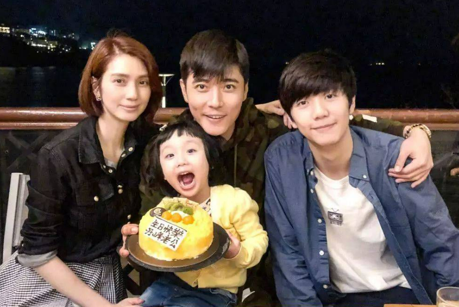 张镐濂|懒理继父传闻,张镐濂晒帅照