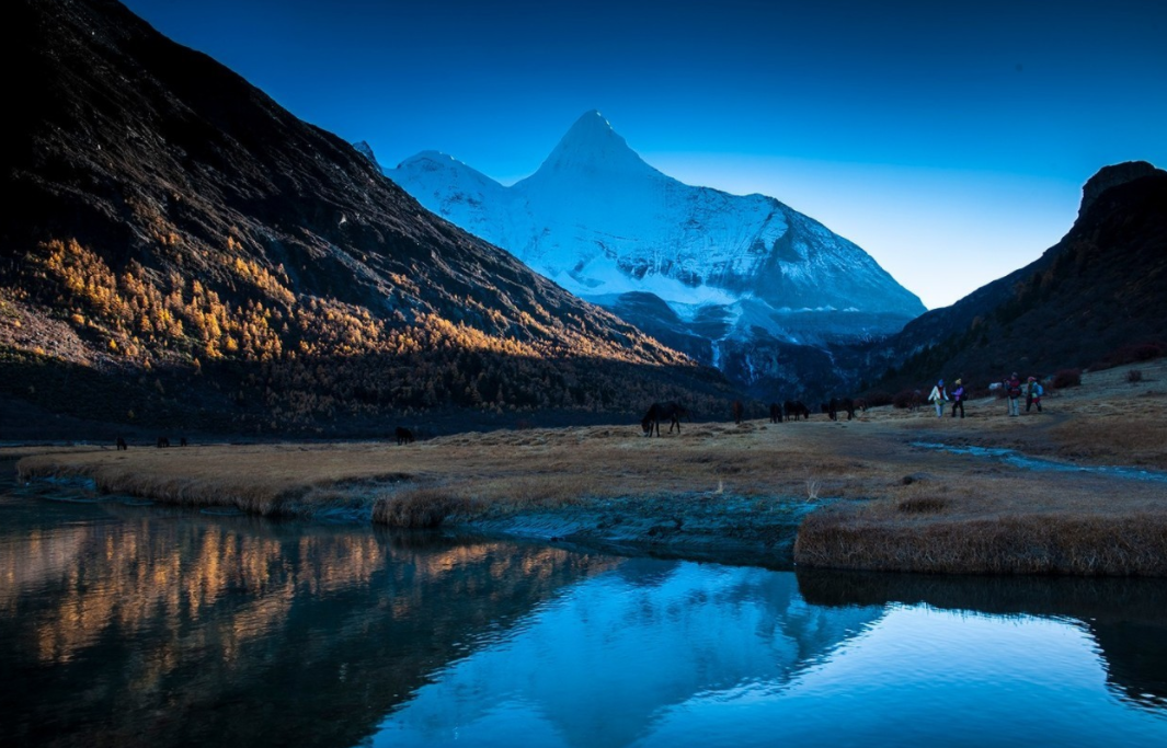 |稻城,旅游城市,去看看?
