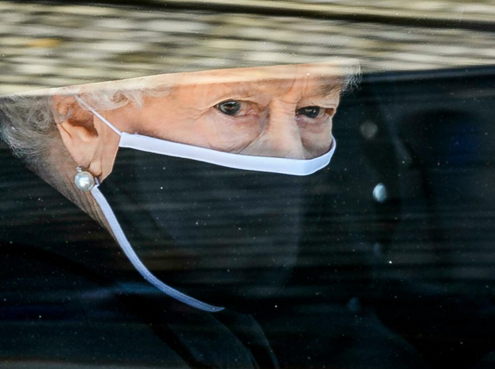 96岁英国女王去世,在位70年任命15任首相,临终遗言曝光让人泪目
