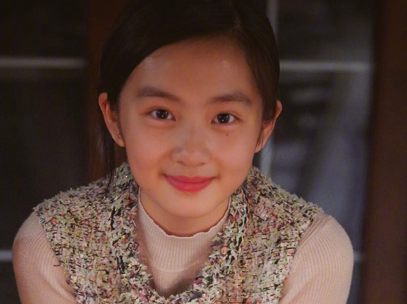 女孩|温润如水的女孩黄忆慈，一颦一笑，皆透露着骨子里的教养