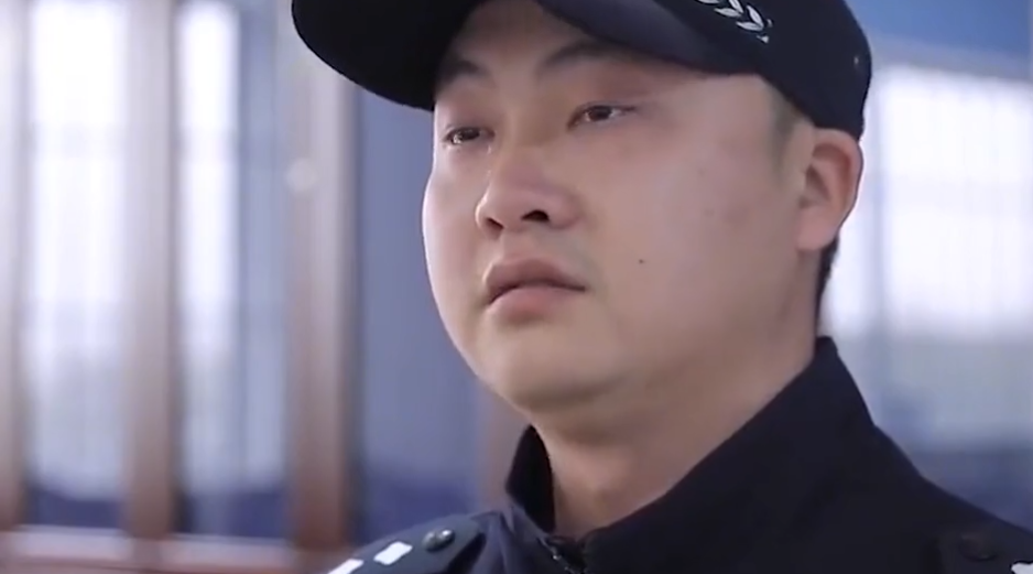 19年,云南男子14年间入狱6次,狱警发现不对劲,调查后潸然泪下