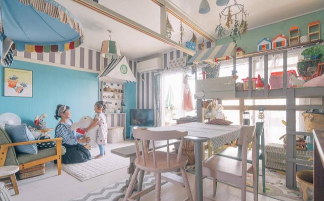 独自带3岁女儿生活，断舍离没有安全感，55㎡东西越多越觉得幸福