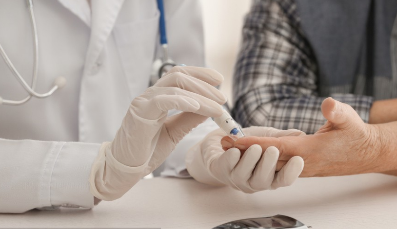 血糖|血糖高的人不能吃鸡蛋？医生：若想血糖稳，“2圆1扁”尽快撤下餐桌