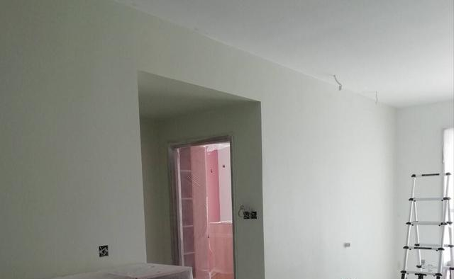 墙面为什么一定要刷乳胶漆？乳胶漆到底能够解决什么问题？