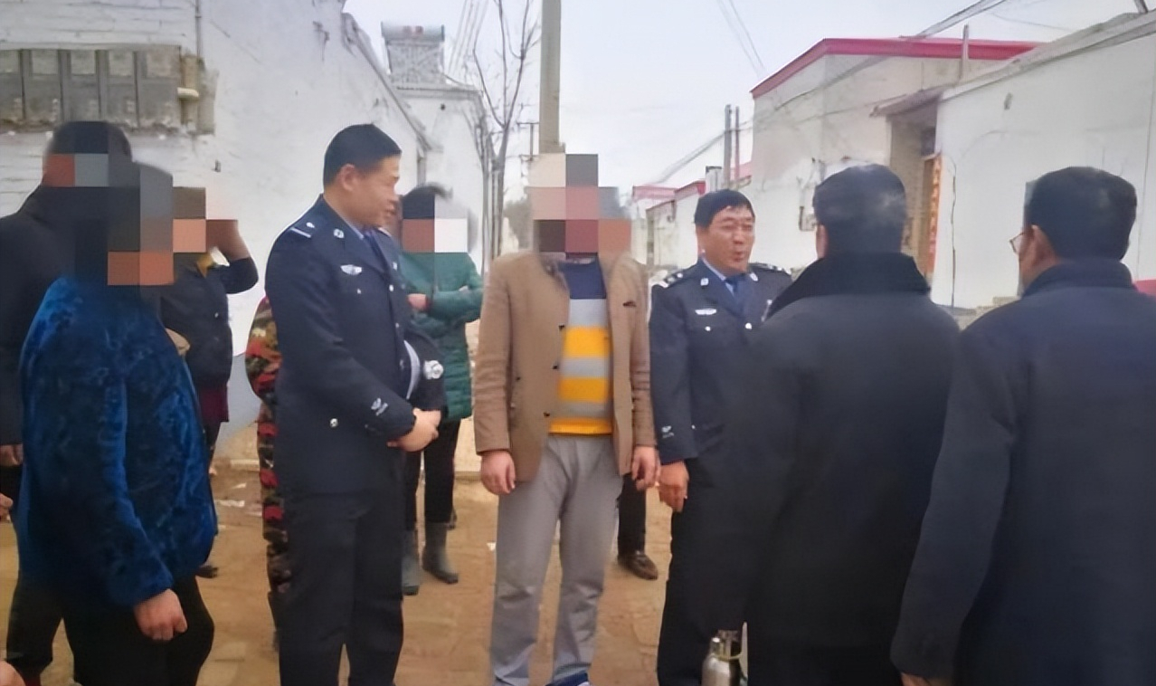 唐雪:退伍女兵自卫“反杀”醉酒壮汉,被判无罪后选择自我救赎