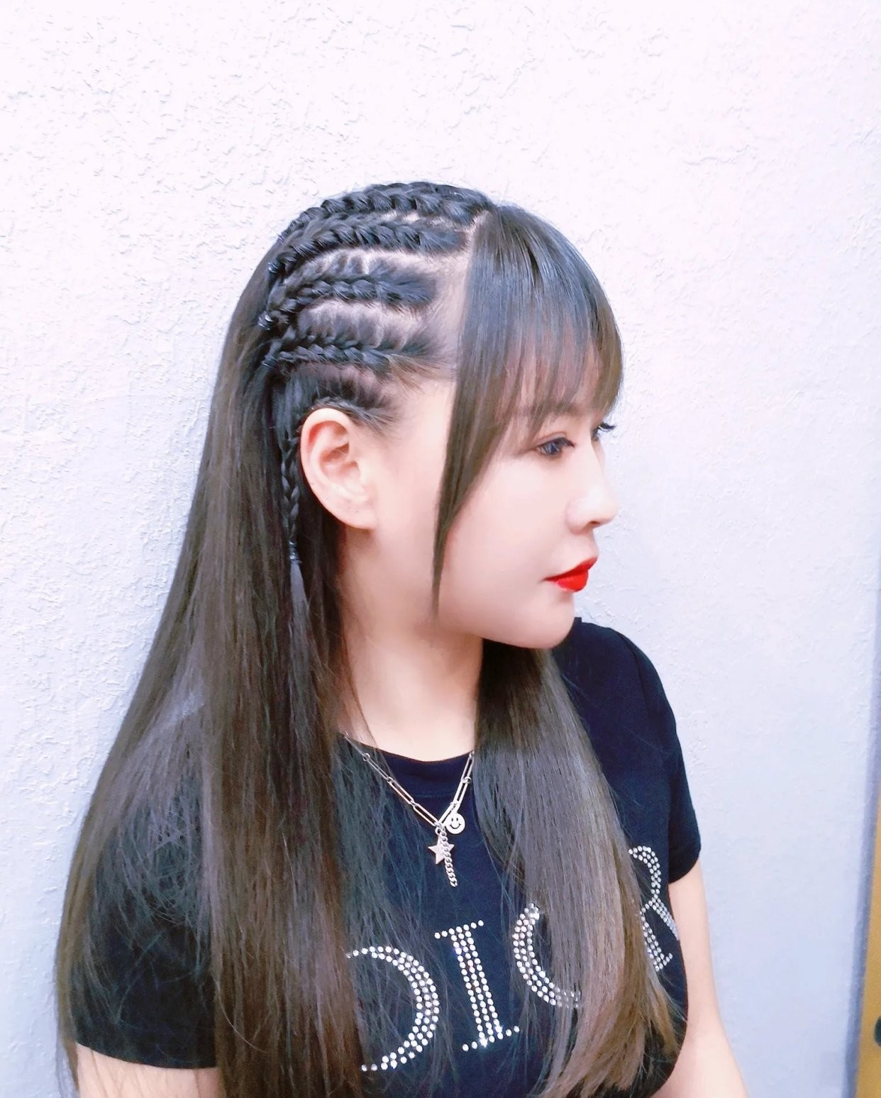 发型 女人不到40岁，前3种发型别尝试，后三种发型值得拥有