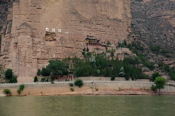 成都|全国最荒凉的地方,没有工业基础