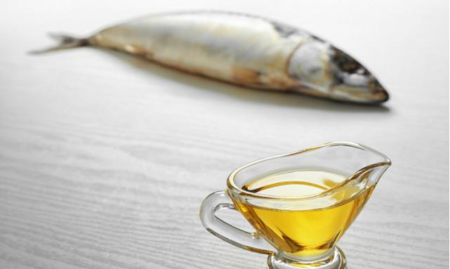 胆固醇|胆固醇一旦超出指标,4类食物要杜绝,再贪吃也要忍住