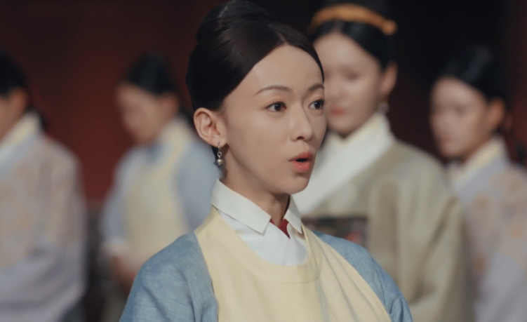 吴谨言|《尚食》播出32集，女主演技靠“五官乱飞”，吴谨言该反思了！