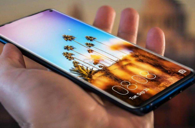 小米科技|米10是真防摔,我脱手飞出去三米远撞在桌子角上,膜凹进去了