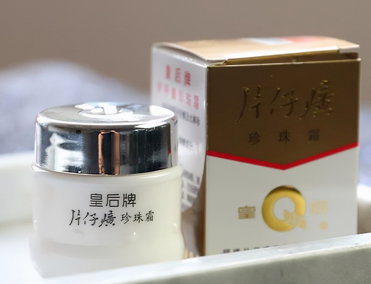 百雀羚 国货不只有百雀羚，熟知这几样护肤品的人不多，但便宜好用口碑好
