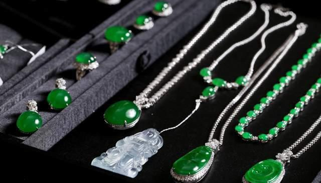 缅甸翡翠|什么是缅料和危料？带新手翠友们了解它们的本质区别！