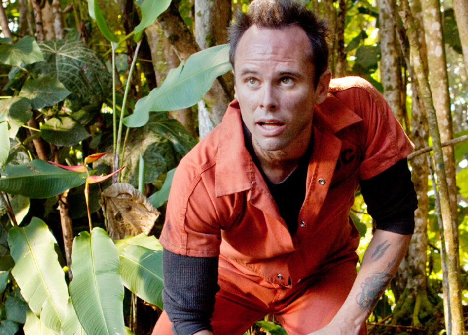 新铁血战士|电影《新铁血战士》中出现的几名人类究竟什么身份?(二)