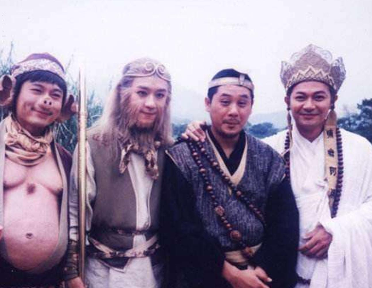 安妮·海瑟薇|我，香港演员，40年前跟着父母搬到香港，53岁回到内地