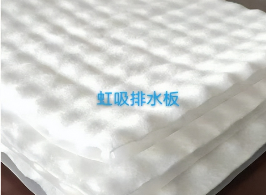 塑料排水板质量好坏怎样区分？