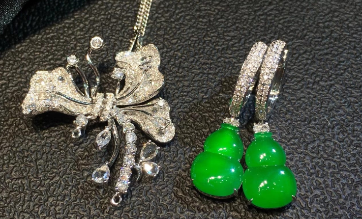 雕刻|翡翠价格仍在持续暴涨,若一年收藏一块儿,十年后会发生什么?