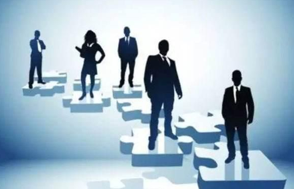 |总结如下三个小技巧,让你和领导相处融洽