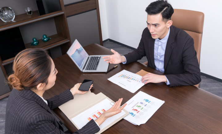 |在职场中懂得什么时候该说什么话