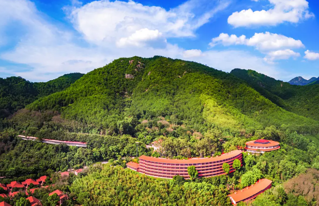 广东省|广东的旅游景点都有哪里，红石公园可不要错过，看看还有哪里为大家推荐