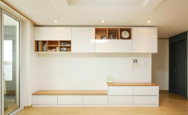 109㎡客厅没沙发全做柜子,收纳直接翻倍!入户玄关很有仪式感