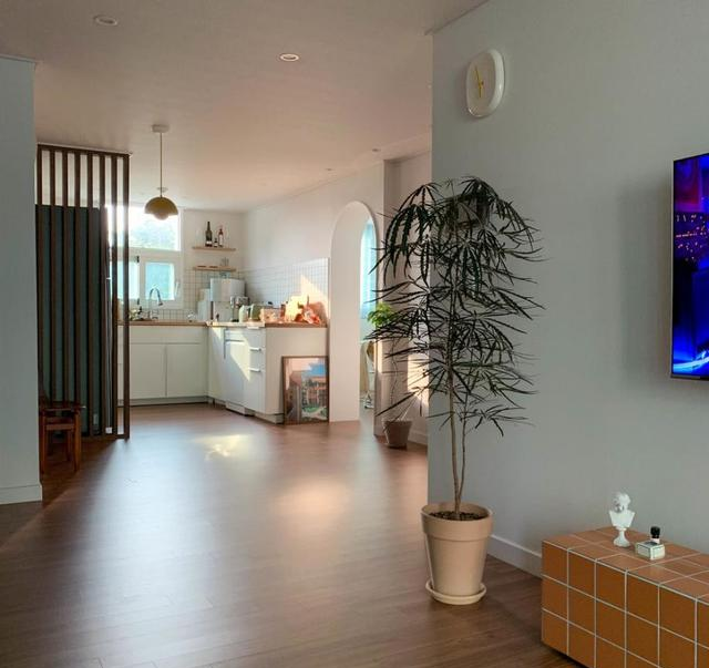 这才是普通人家的装修,新婚夫妻的105㎡,不富丽堂皇,却井井有条