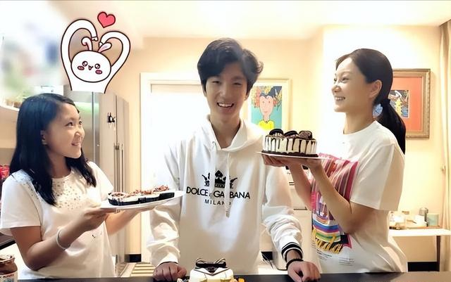 张艺谋|低调的人生赢家，72岁的张艺谋，到底多有钱？谁才是人生赢家？