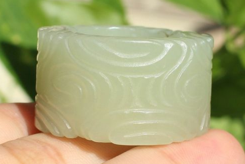 |多年玩和田玉玩家总结，目前市场行情，新手快收藏