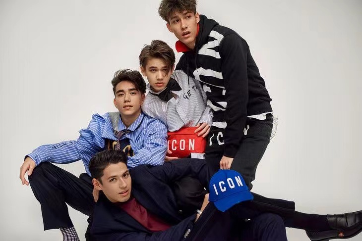 米卡|美国爱豆机场当众冷脸，无视内地粉丝示好，遭吐槽耍大牌脾气难搞