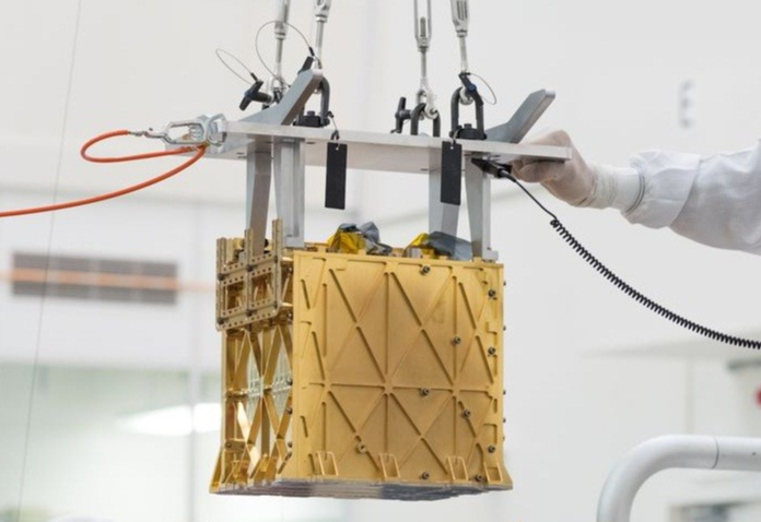 为了将来能够改造火星,科学家已经尝试在火星上制造氧气