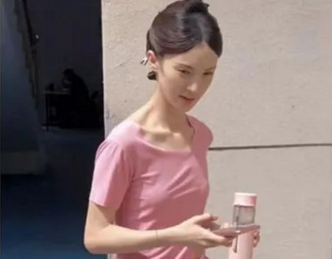 明星 ?女明星减肥成果大展示，有人瘦到能轻松数肋骨，只能用恐怖来形容