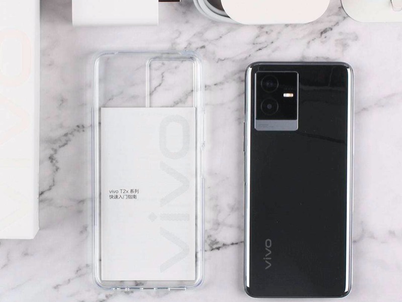 OPPO|价格战打得飞起的手机市场，手机的特性参差不齐，预算有限这样选