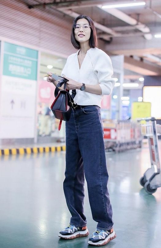 穿衣搭配|潮流女王刘雯,私服穿衣尽显女王范,不要太时髦!