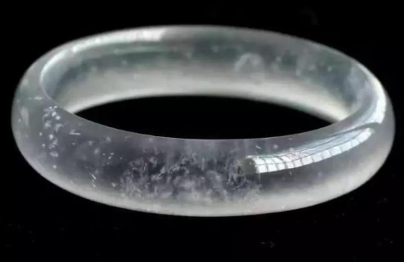 翡翠手镯|翡翠手镯里面的棉，你都了解多少？低价棉和高端棉的区别