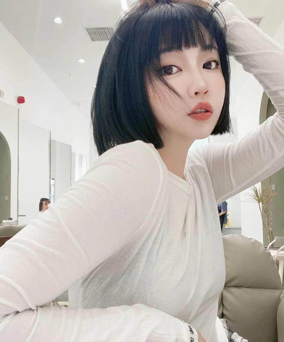 发型 女发别乱剪，新人气发型4种送给你，你看美不美