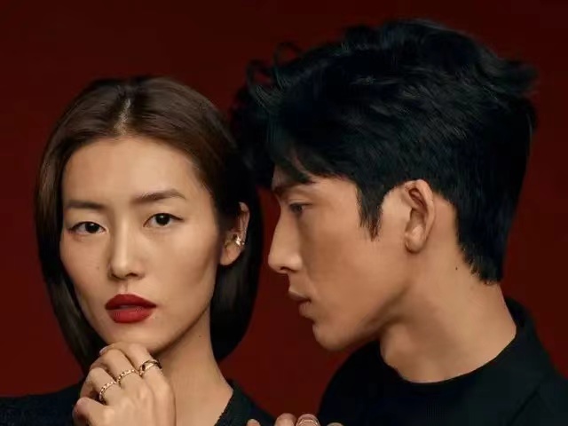 刘雯|井柏然刘雯甜蜜幽会，入住7万一平公寓，网友称两人秘密登记结婚