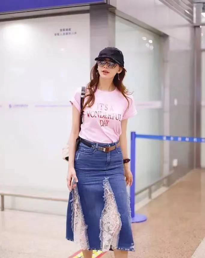 林志玲|47岁林志玲生子后现身，一袭白色纱裙，还是甜美气质模样