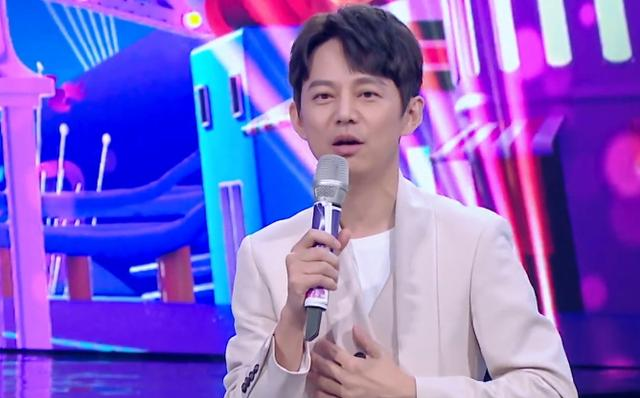 正能量|《你好星期六》去娱乐化明显,主持人开的玩笑,何炅解读成正能量