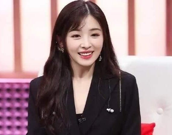 华晨宇|张含韵褪去铅华回归自然,大家纷纷表示不相信自己的眼睛,网友:变化太大