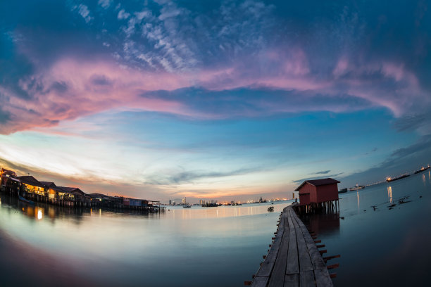 |马来西亚旅游收入第一的海岛，只是人满为患的热门城市