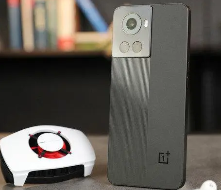 一加科技|一加Ace竞速版正式发布，天玑8100-MAX仅售1899元，正式预售！