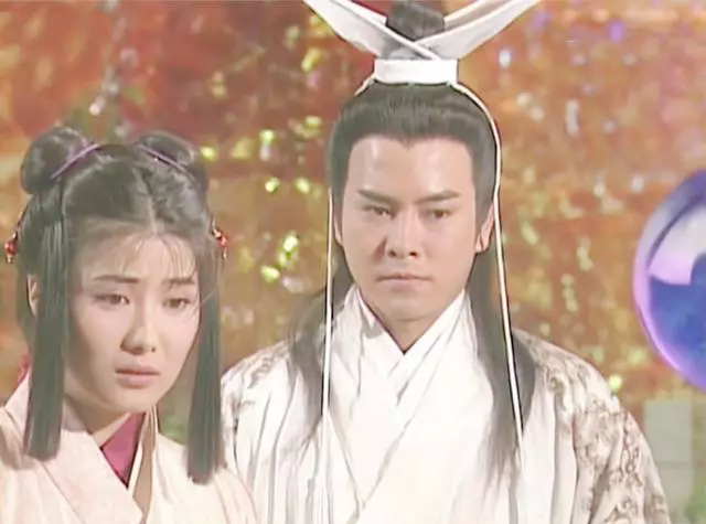 凤姐|24年前的古装剧，女二用18年青春陪伴男主，男主却娶了18岁的女主