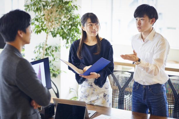 |职场中的老实人，不是瞧不起老实人，关键有两点，一是学会观察。
