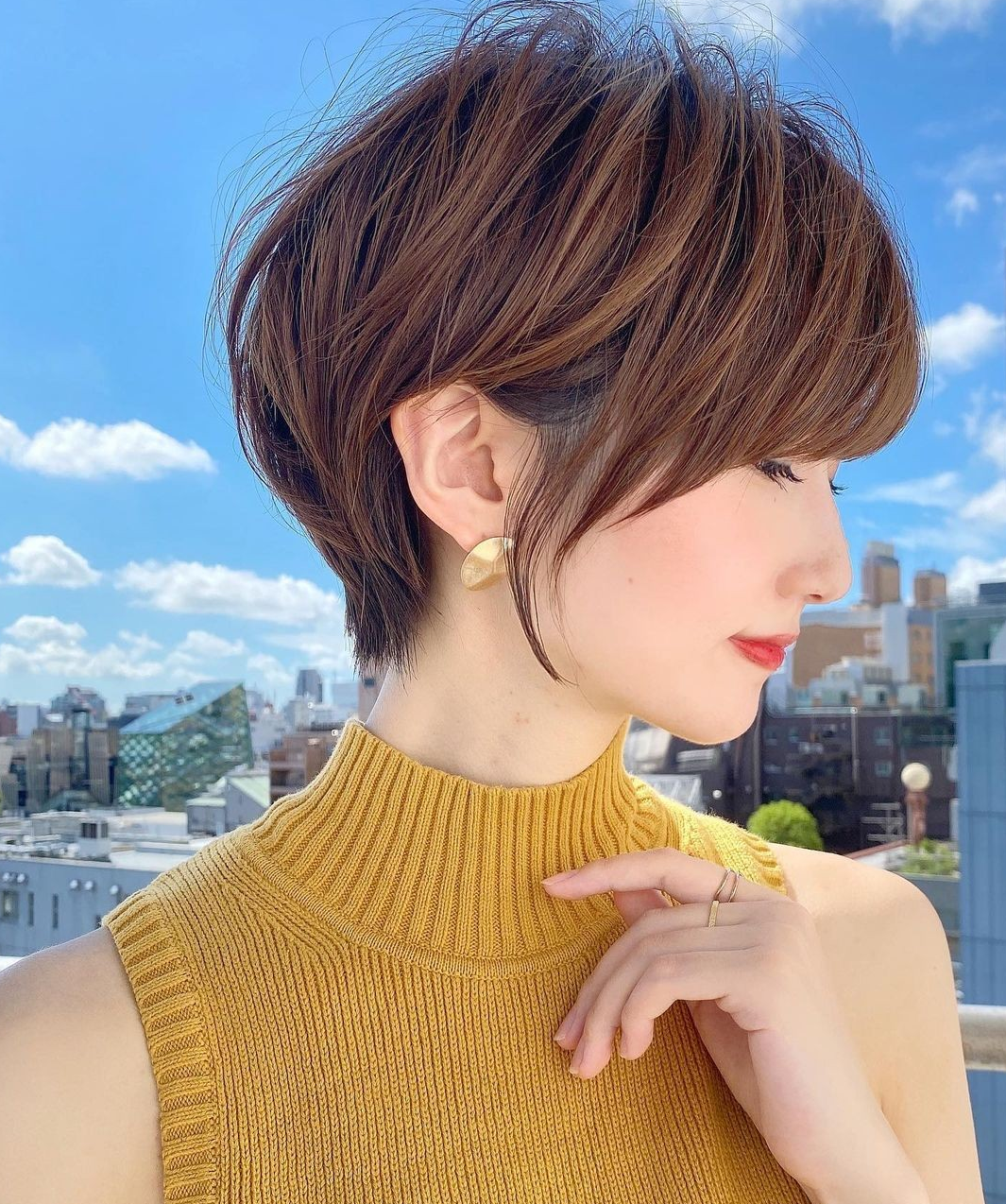 发型 女人30岁别烫羊毛卷,太老气,有这10几款就够了