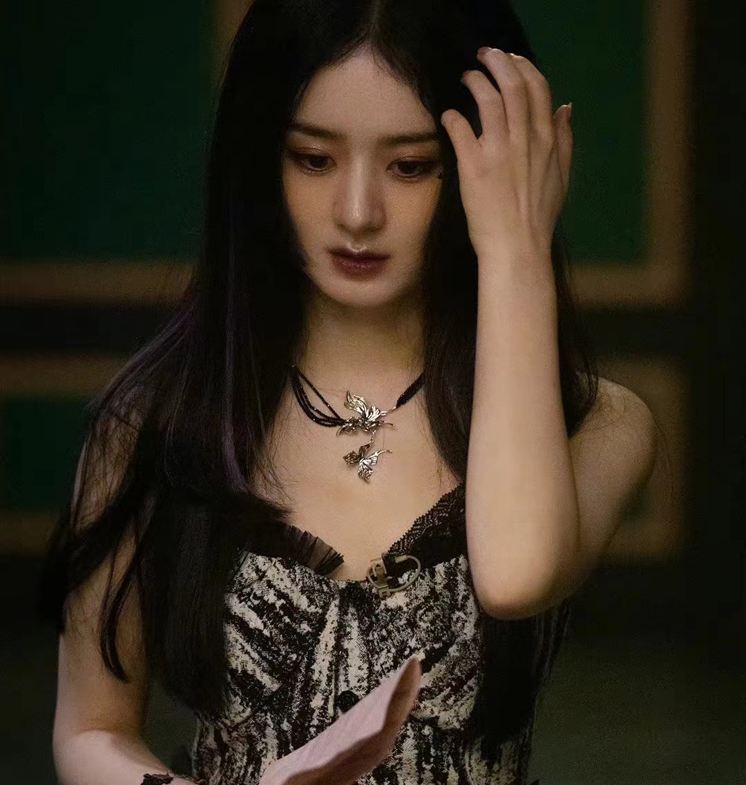 赵丽颖|赵丽颖越来越cool，具有大女主的感觉