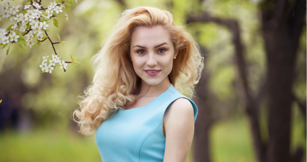 卸妆 中年女人脸色暗黄气色差？坚持养成这几个好习惯，就算老了也耐看 。