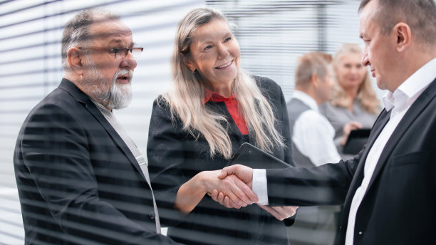 程序员|领导给你的定额是“不到1万”,我们怎么做才能达到标准?