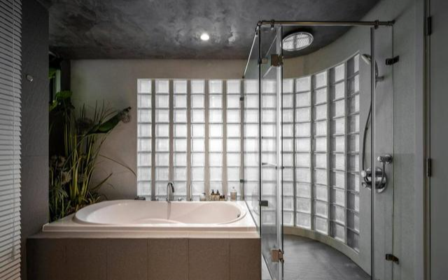 花15万将82㎡装成工业风，结果却被父母吐槽：这和毛坯房有啥两样