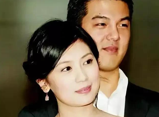 贾静雯|2008年,贾静雯得知丈夫在她怀孕期间,招惹嫩模时,两人大吵一架。